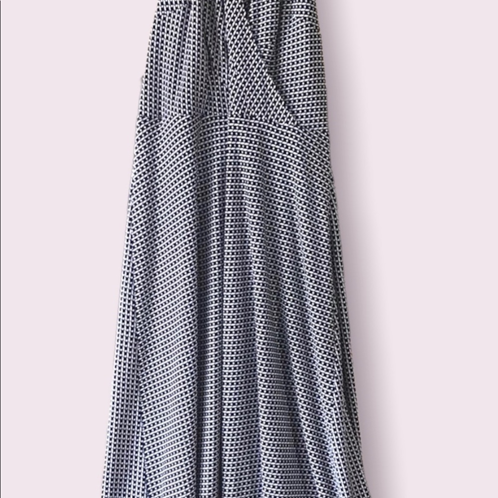 Black/white print halter jersey dress size size 10